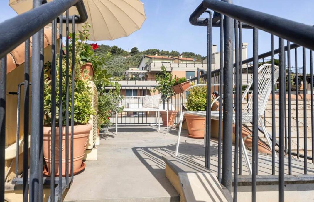 Suite 24 Porto Venere Exterior photo